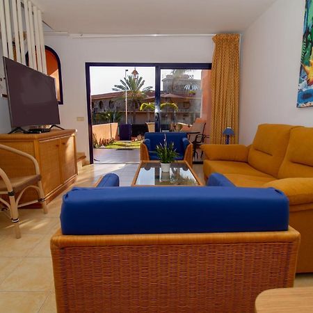 Duplex Meloneras With Free Wifi And Private Gardenヴィラ エクステリア 写真